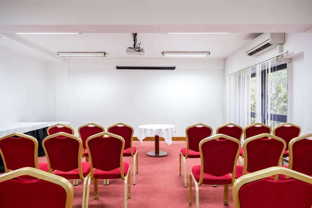 Clarion Croydon Park Hotel Facilidades foto